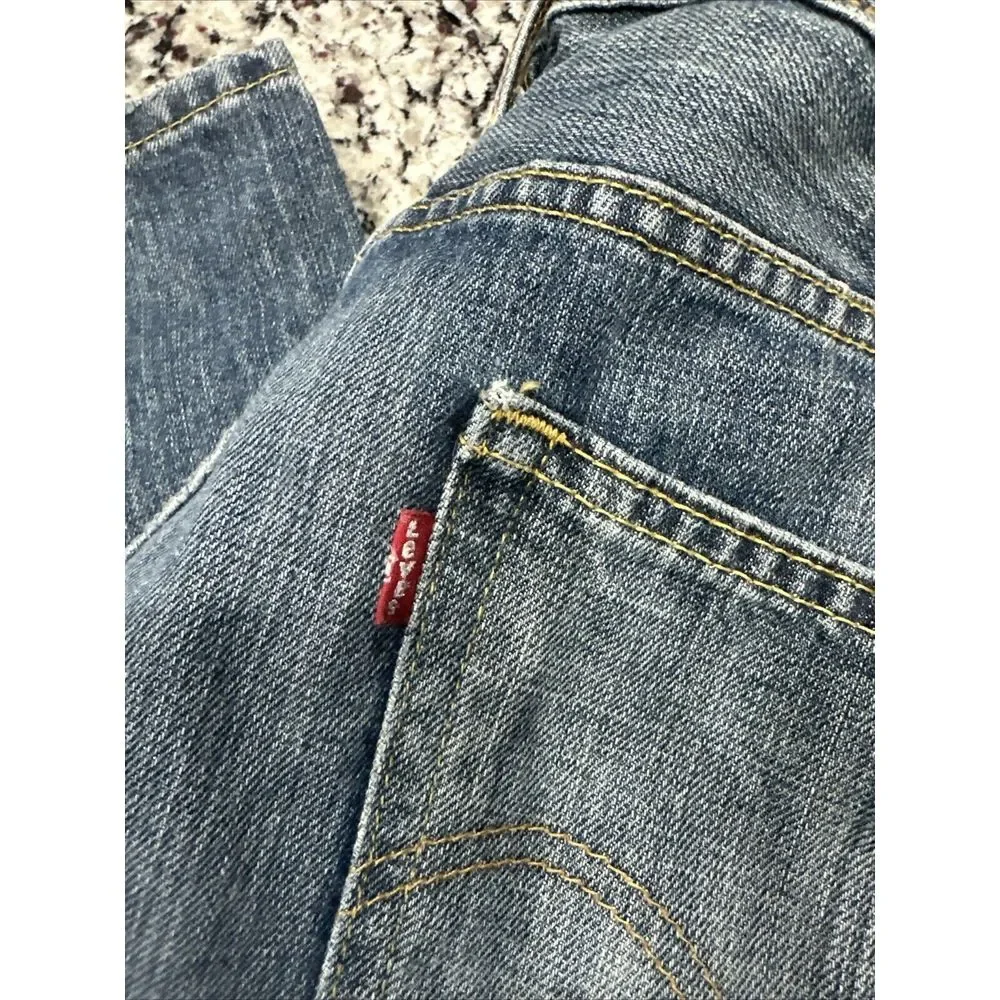 Levis levi men